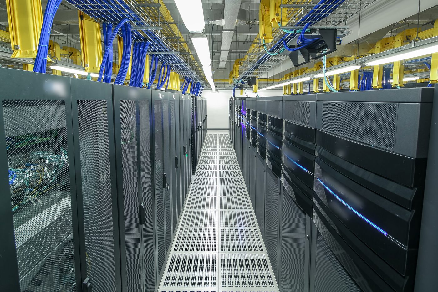 zColo Data Center interior